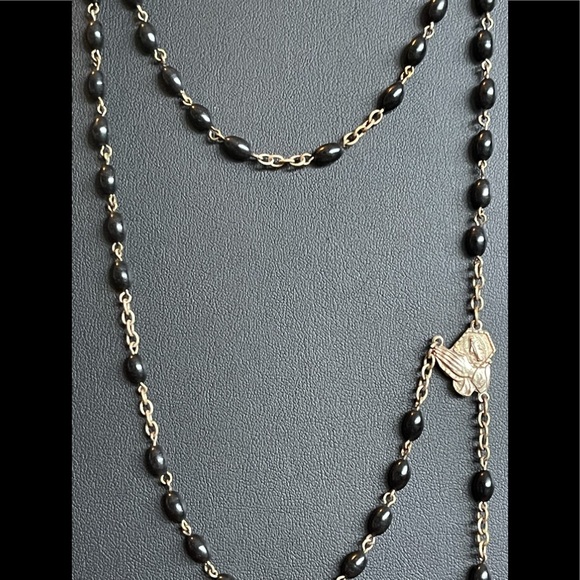 🌺 Vintage Rosary - Onyx Beads? 🌺 - Picture 2 of 16
